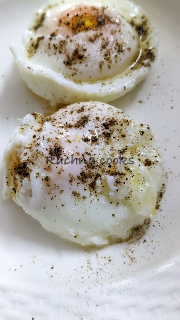 Air fryer Poached Eggs - Rachna cooks