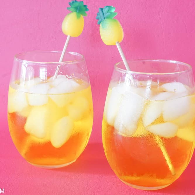 Easy DIY Drink Stirrers for Cocktails - Merriment Design