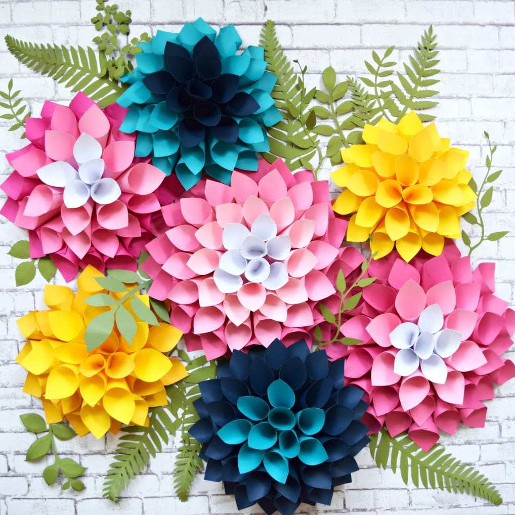 How to Make DIY Paper Flowers for Wall Tutorial Story - Leap of