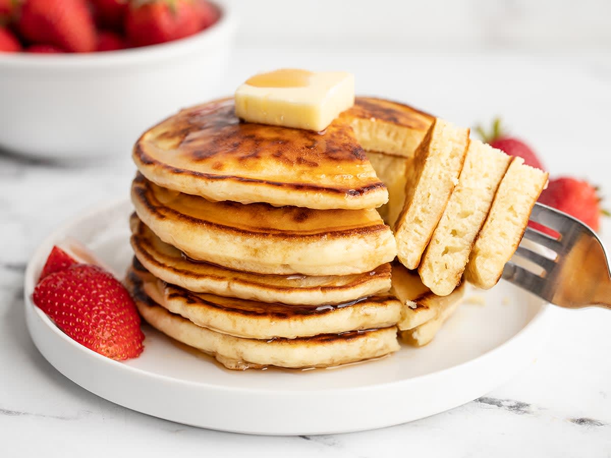 Basic Fluffy Pancakes Recipe