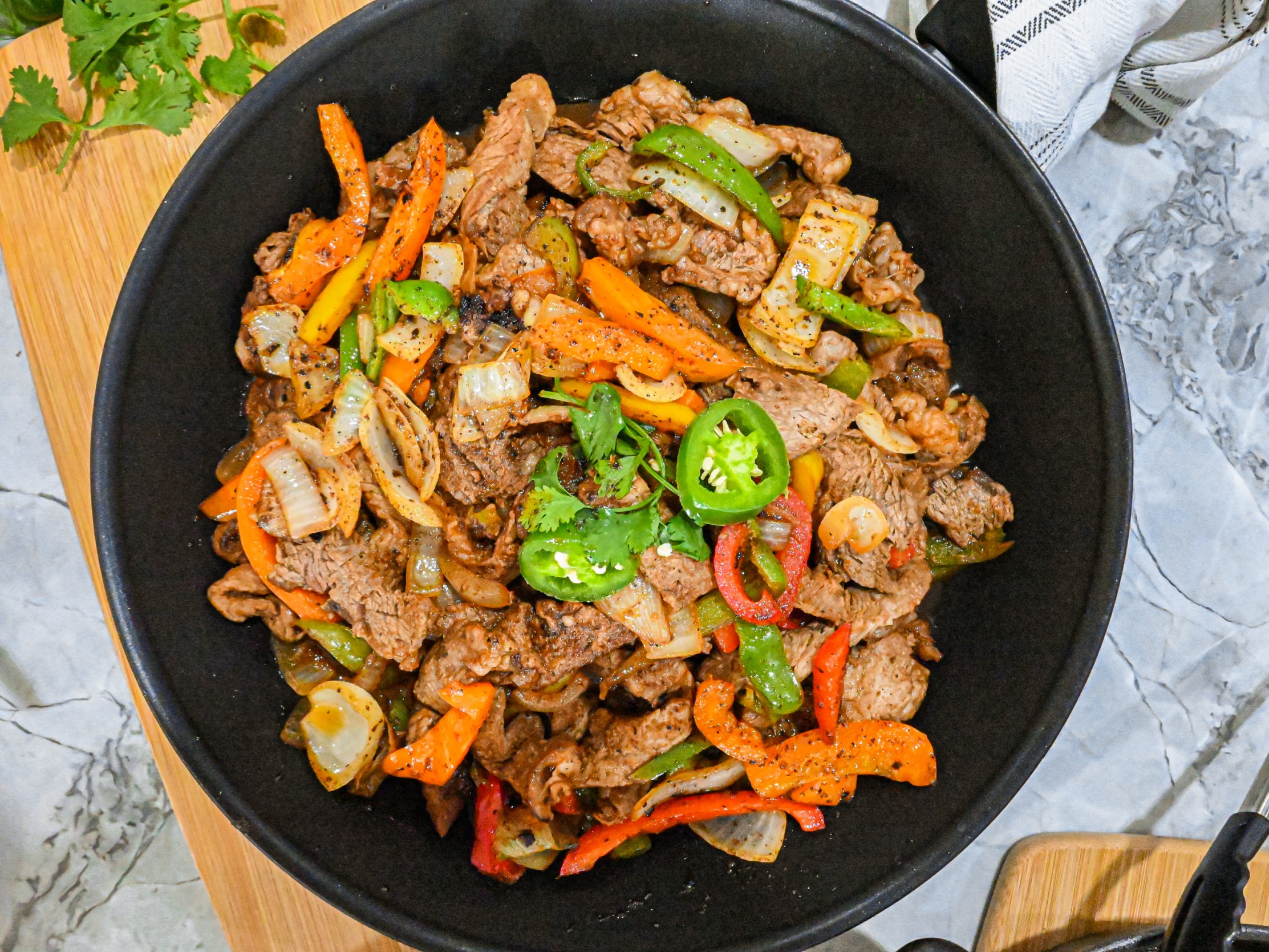 Low Carb Steak Fajita Skillet - Domestically Creative