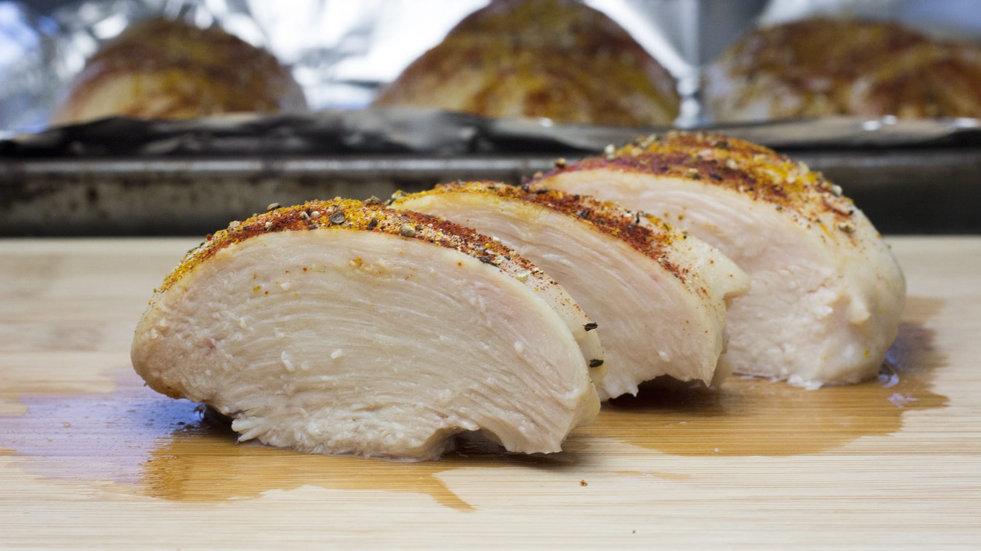 Caloric content of chicken breasts depending on the way they are cooked Caloric content of chicken breasts depending on the way they are cooked