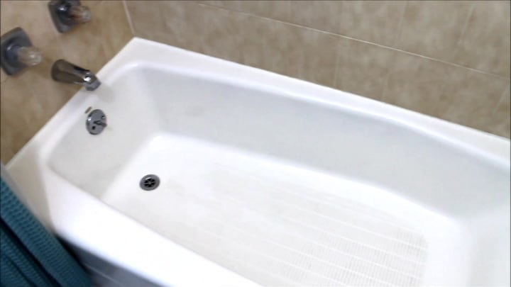 3 Ingredient Magic Tub Cleaner: No Scrub, Low Odor, Natural”ish”!