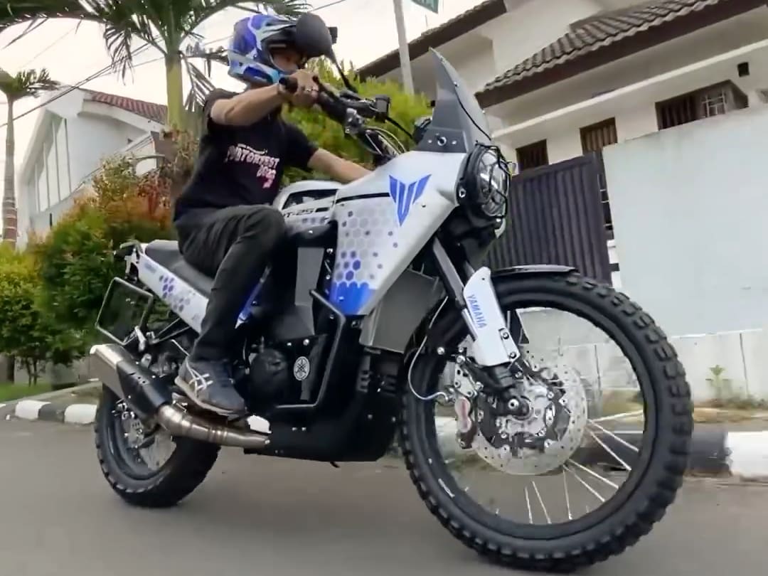 Yamaha MT 25 Adventure Bike