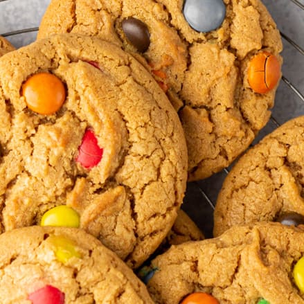 Peanut Butter M&M Cookies – Thedoughlady