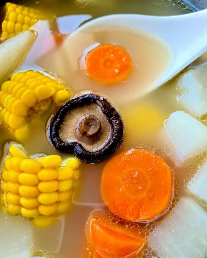 Sweet Corn Carrot Pork Bone Soup - Oh My Food Recipes