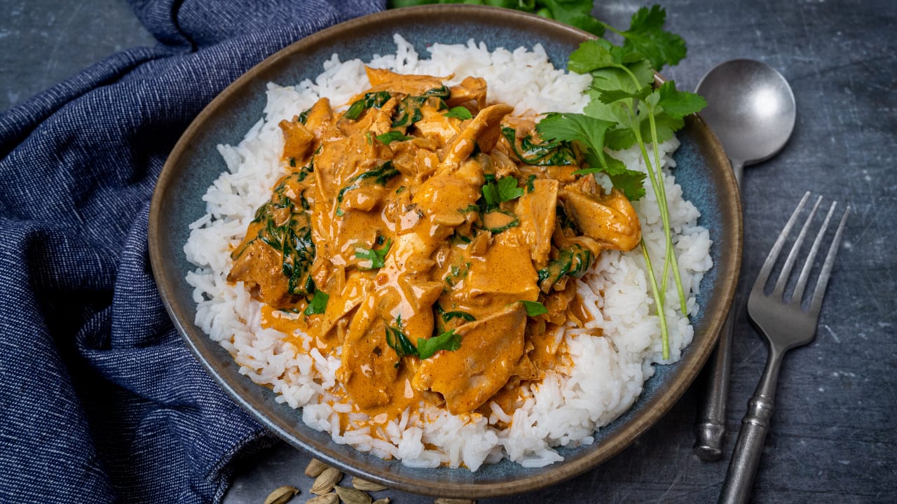Creamy Leftover Turkey Curry with Coconut Milk