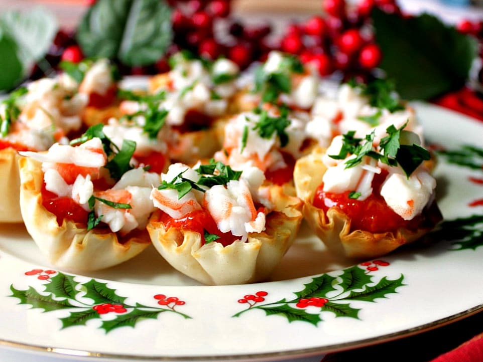 Phyllo Pastry Cups Appetizer with Goat Cheese - No Spoon Necessary
