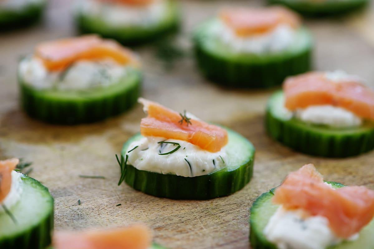 Smoked Salmon Appetizer with Cucumber and Lemon Dill Cream Cheese