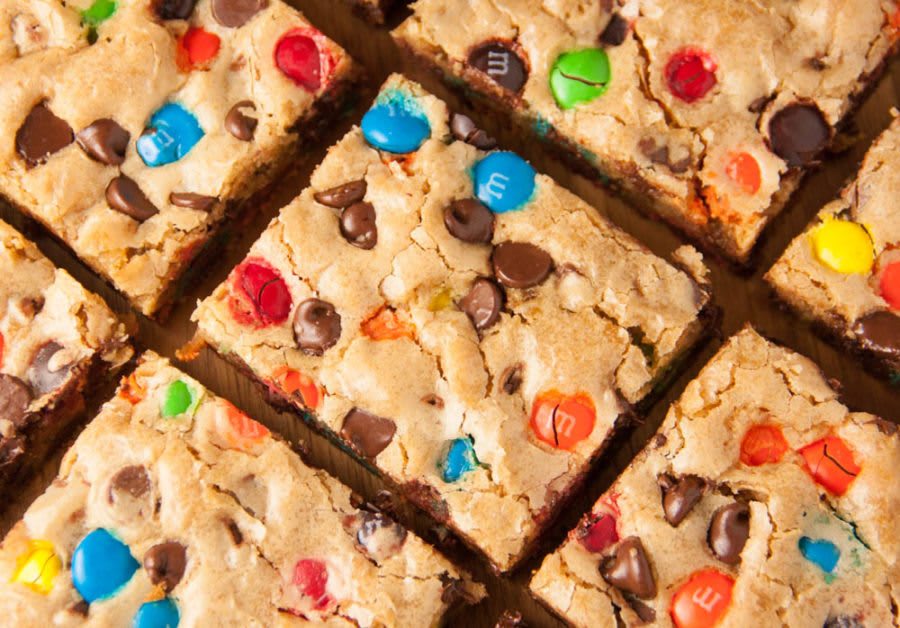 M&M Chocolate Oat Bars - Dinners, Dishes, and Desserts
