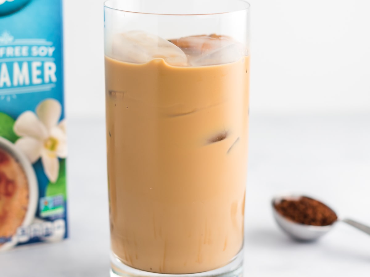 Easy 1 Minute Instant Iced Coffee - Frosting and Fettuccine