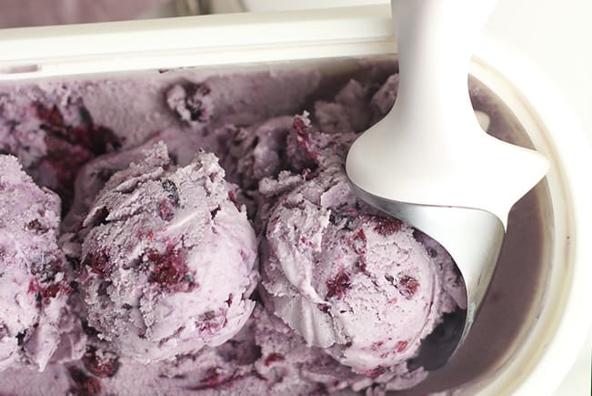 KitchenAid Strawberry Ice Cream Recipe - SueBee Homemaker