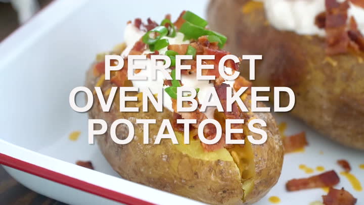 Easy Oven Roasted Baby Red Potatoes [Video] - S&SM