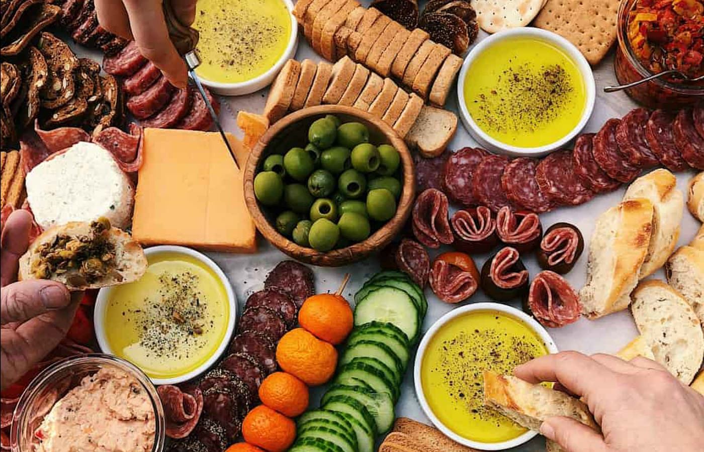 How to Make a Charcuterie Board (Meat and Cheese Platter)