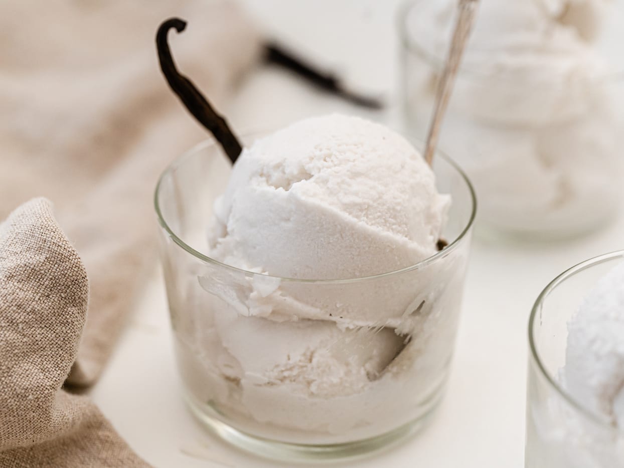 Coconut milk ice 2025 cream in a bag