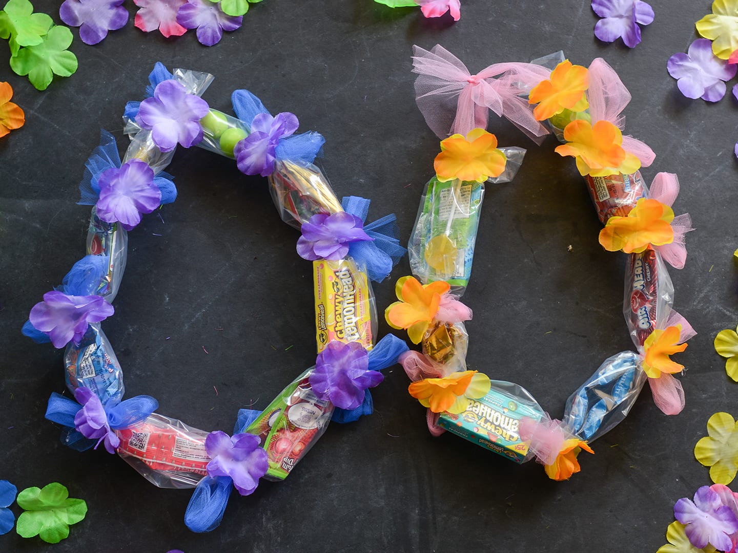 Kids' Craft: Candy Necklace Valentines | HGTV