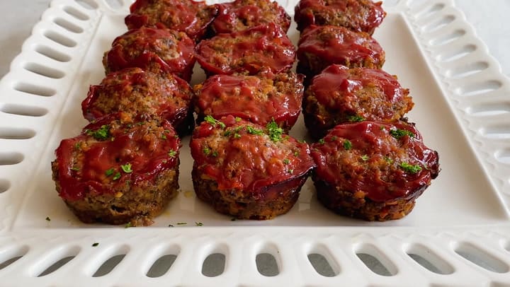 Mini Meatloaf Muffins {freezer friendly} - Spend With Pennies