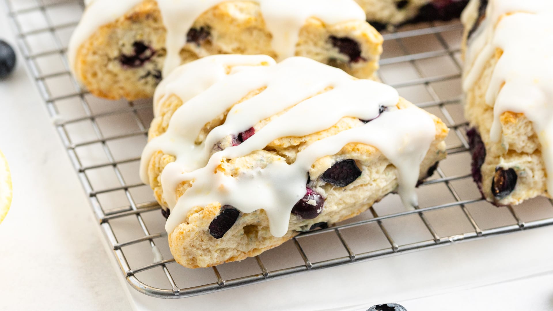Blueberry and Lemon Scones – Riegl Palate