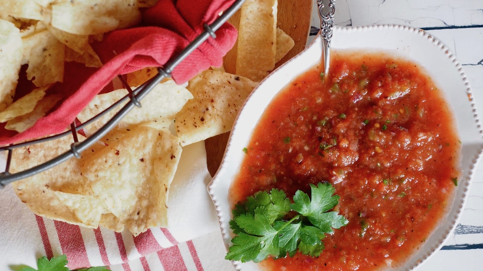 Mexican Restaurant Salsa Without a Blender Recipe - No Frills Kitchen