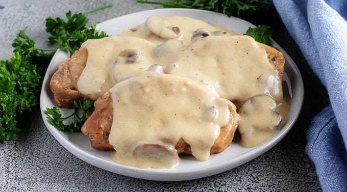 Instant Pot Pork Chops with Mushroom Gravy