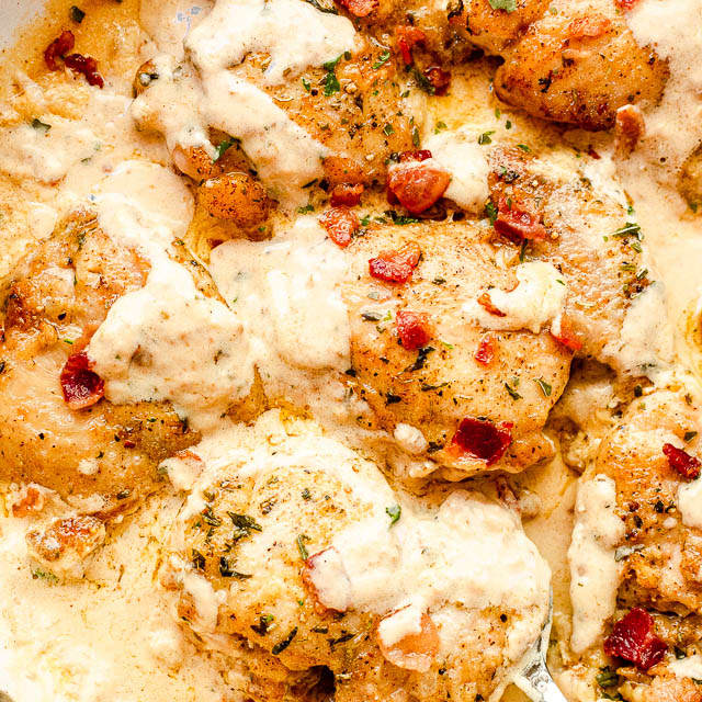 Cream Sauce Chicken Thighs
