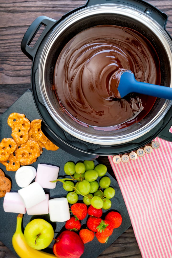 Slow Cooker Chocolate Fondue Recipe by Tasty