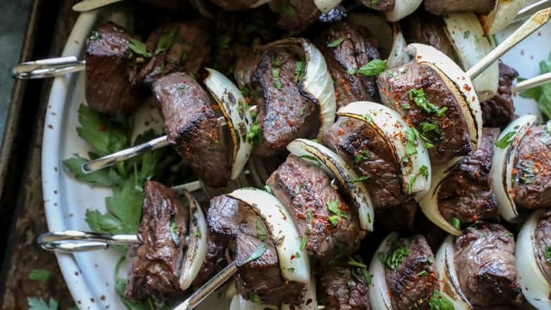 Broiled Beef Shish Kebabs