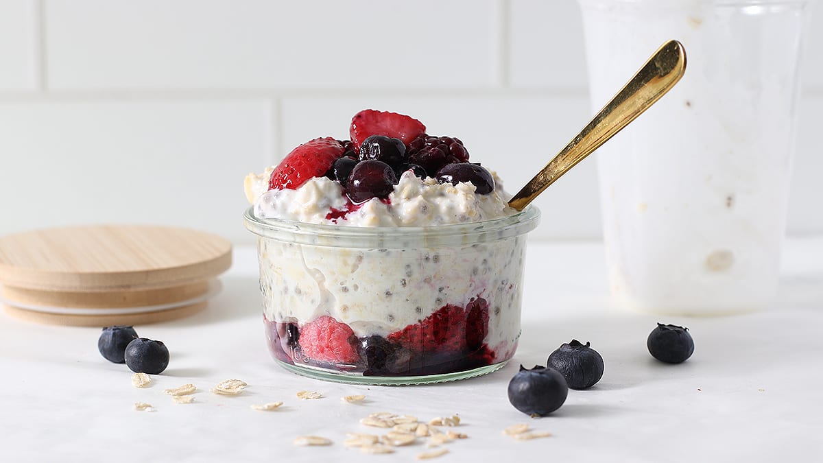 The best way to make overnight oats is with frozen berries.