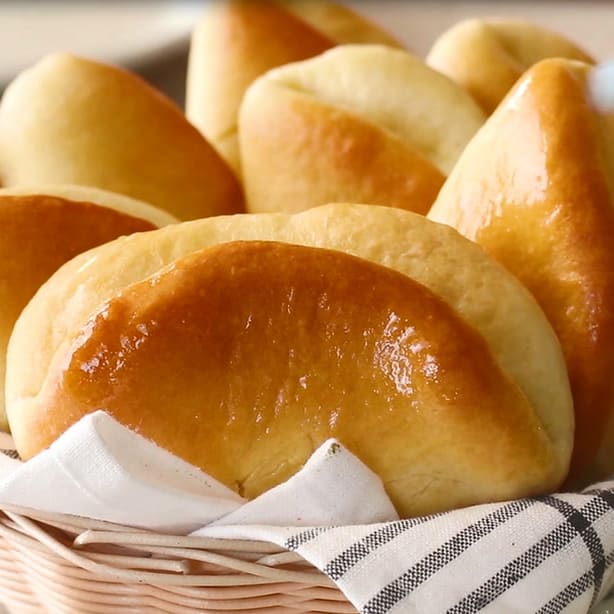 Jamaican Easter Spice Bun - Immaculate Bites