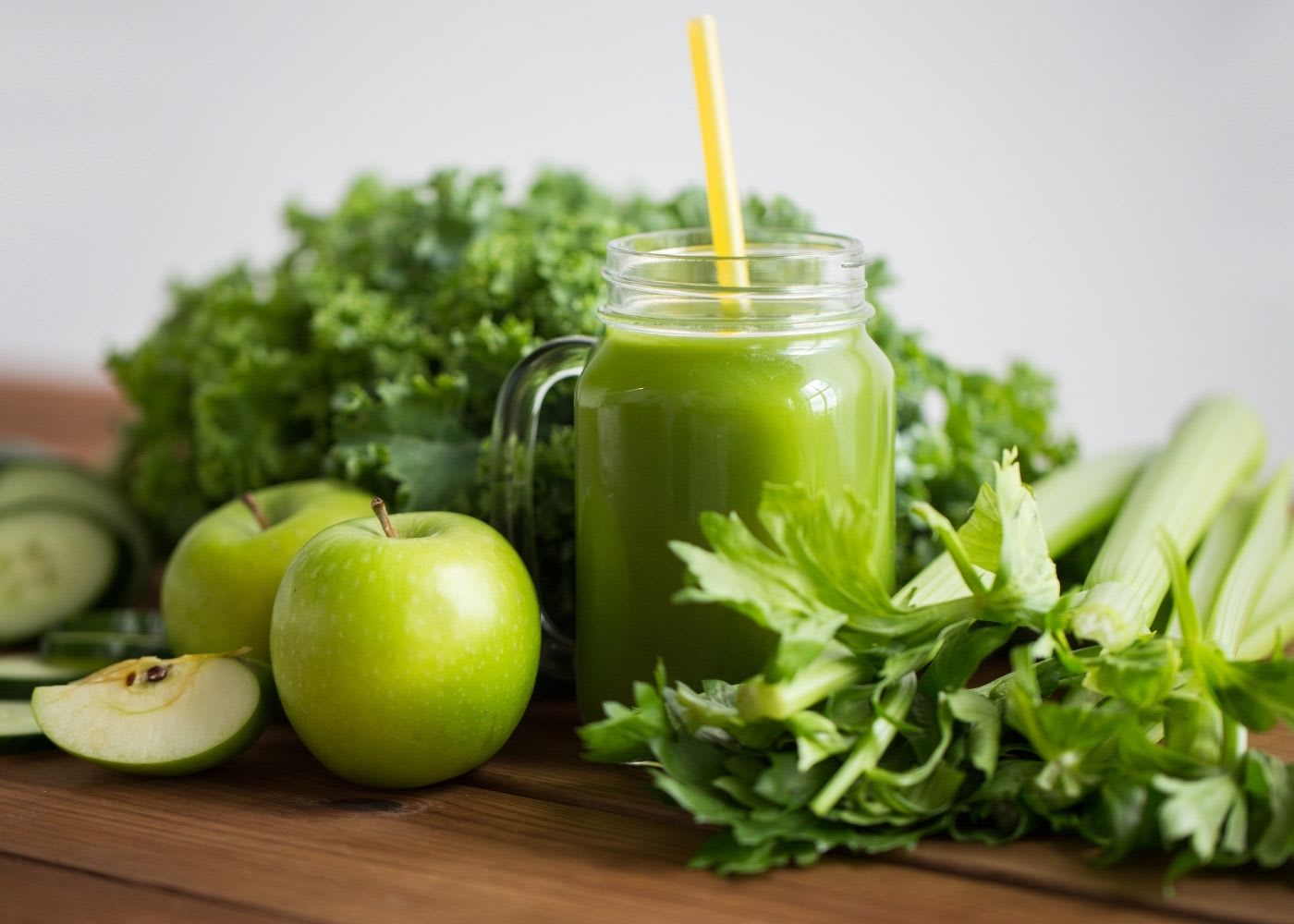 Organic Fresh Pressed CucumberAnd Green Grapes – Healing Juice Bar