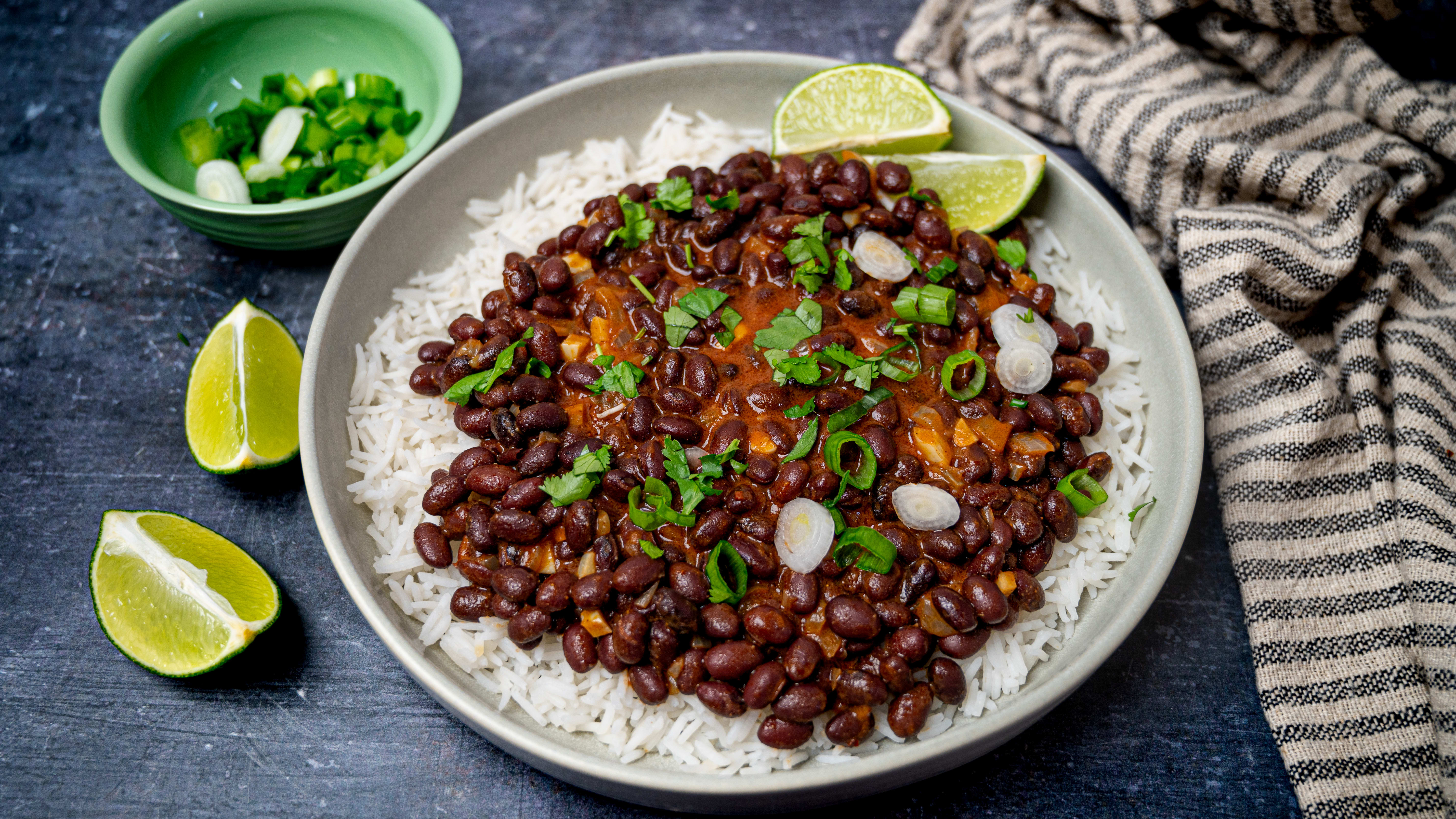 Chickpea and black bean curry online