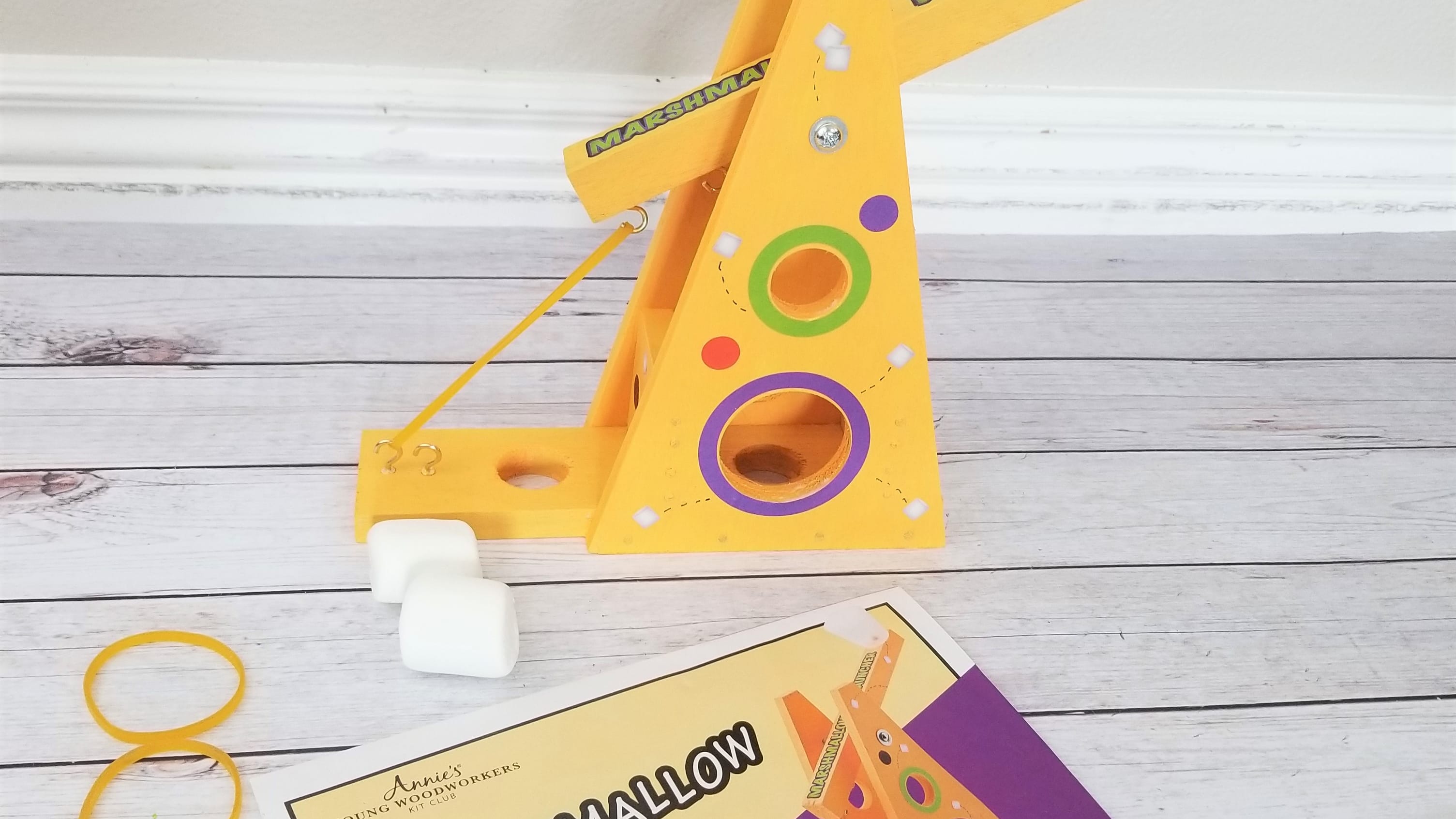 Marshmallow Launcher with Young Woodworkers Kit Club - Happiness