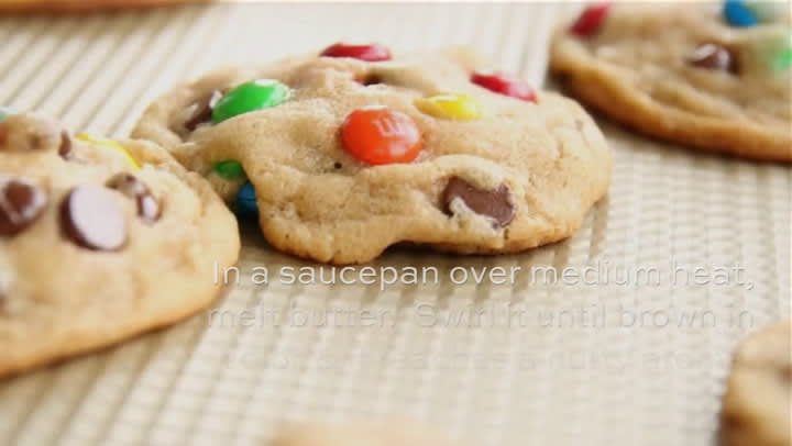 Brown Butter M&M Cookies - Bakery Worthy! - That Skinny Chick Can Bake