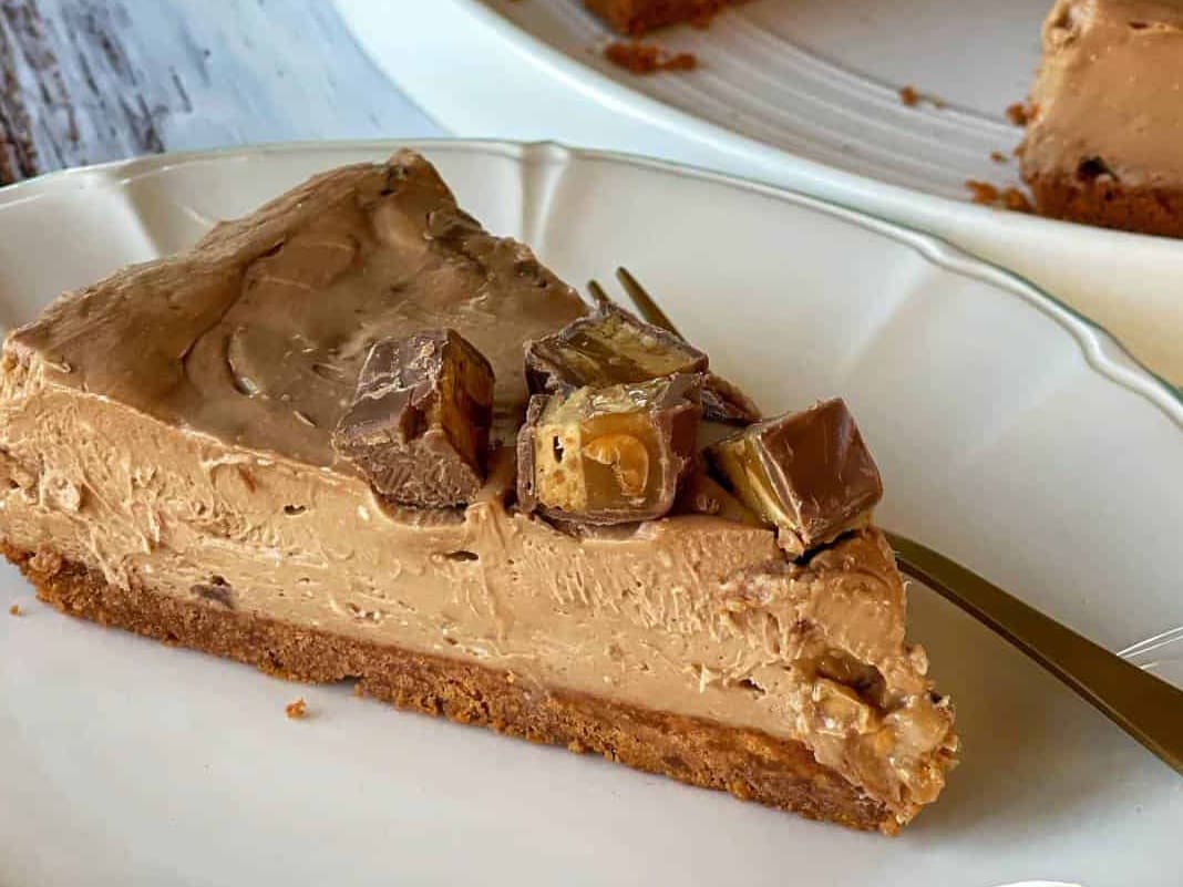 SNICKERS™ Shakers No-Bake Cheesecake - The Real Kitchen