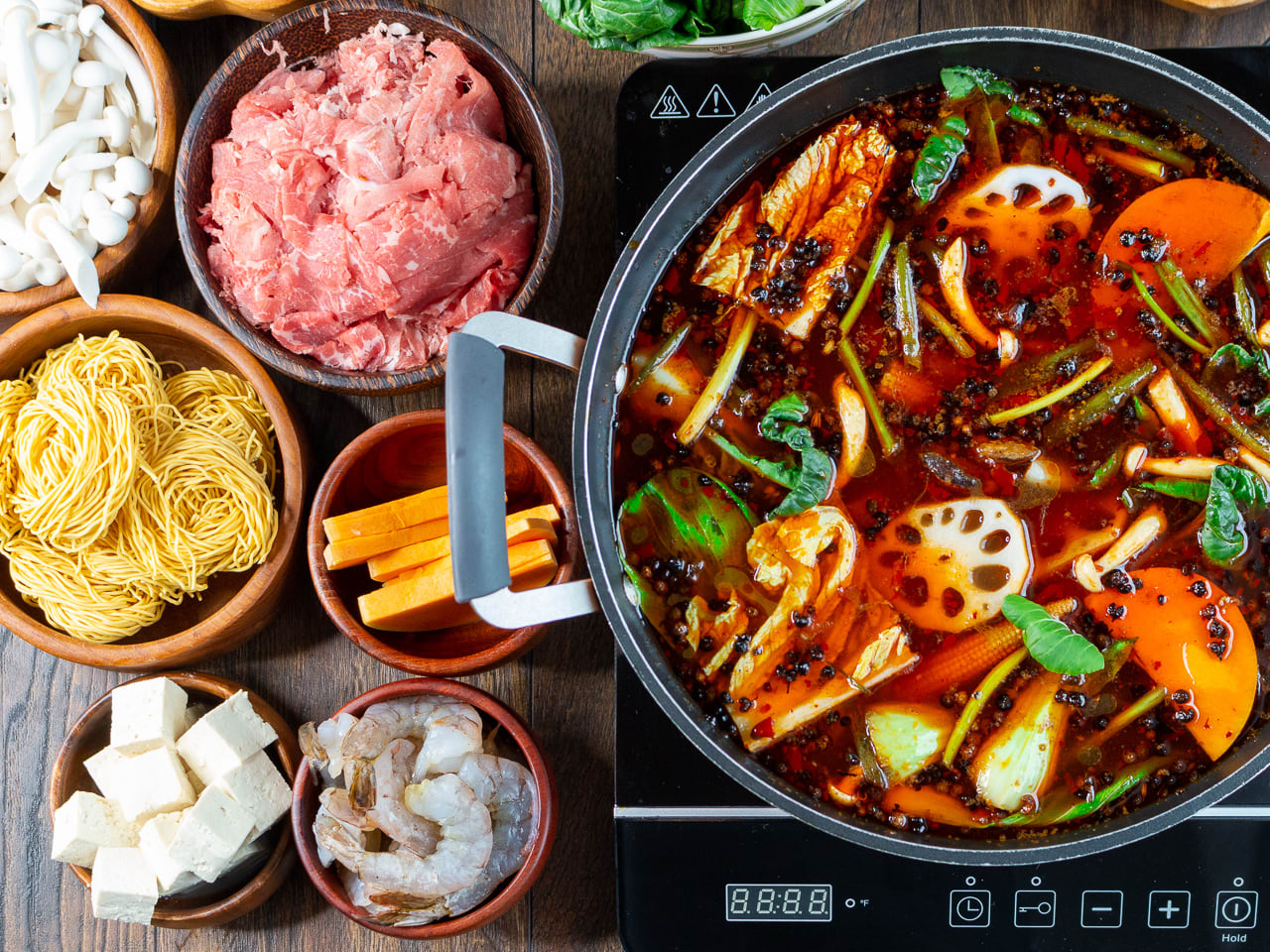 Chinese hot pot - How to make it at home (with spicy and herbal