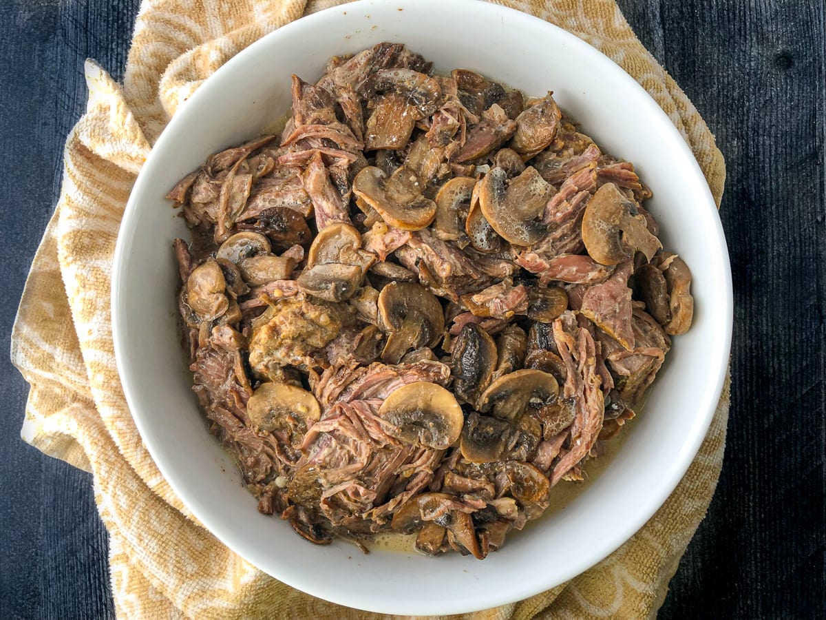 keto slow cooked beef stroganoff