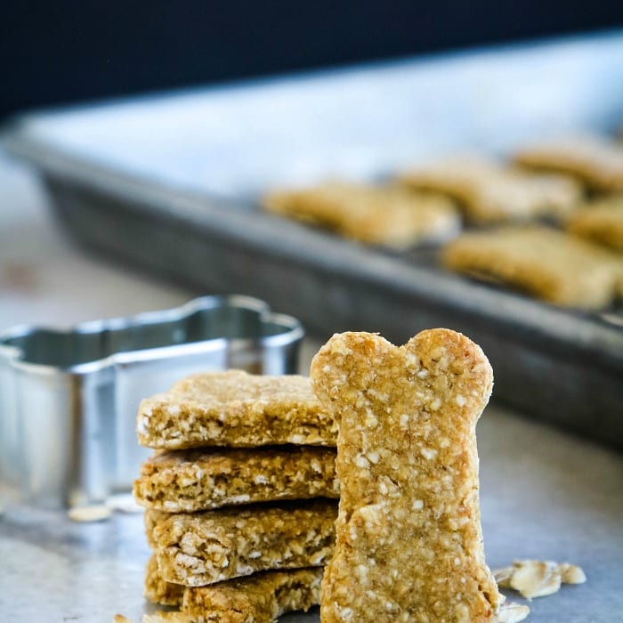 Homemade dog treats with apples clearance