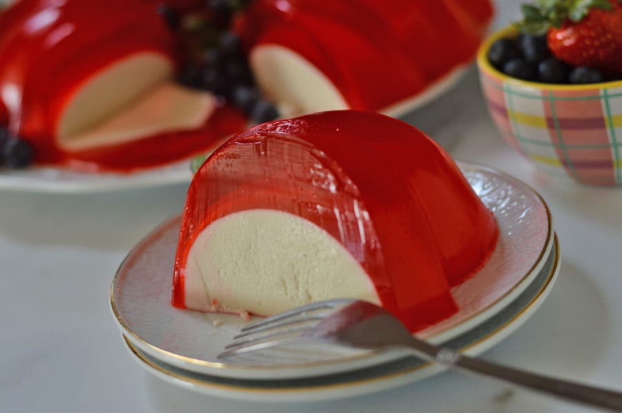 Strawberry Jello Mold (With Cream Cheese) - Amira's Pantry