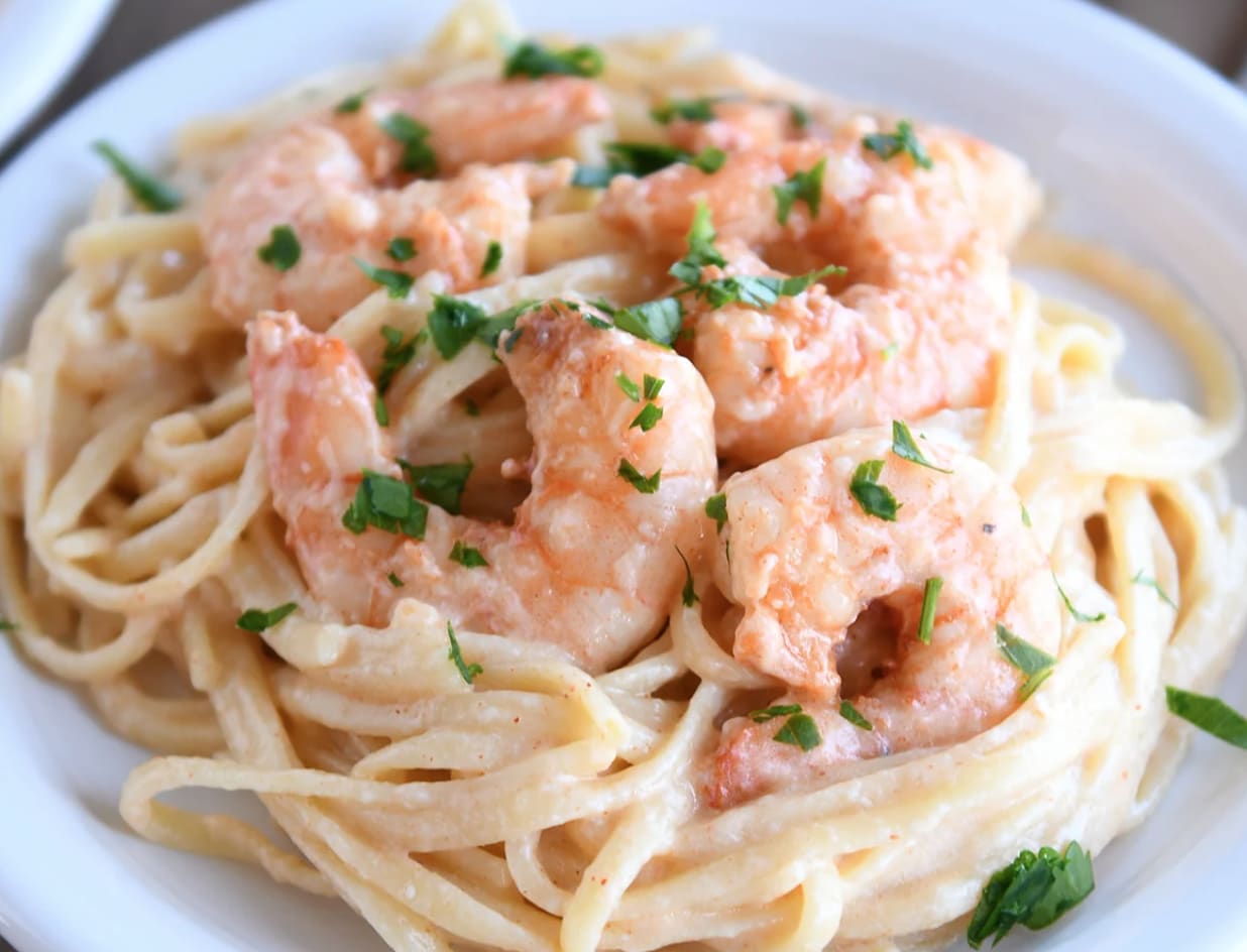 Creamy Shrimp Pasta With Hamilton Beach Electric Pasta Maker – Rookie With  A Cookie