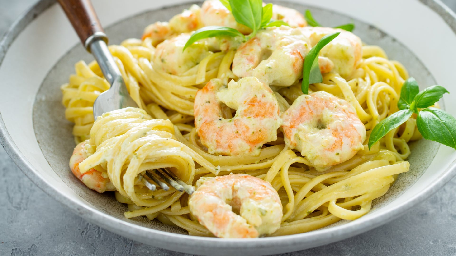 Shrimp Pesto Pasta {20 minute meal!} - Belly Full