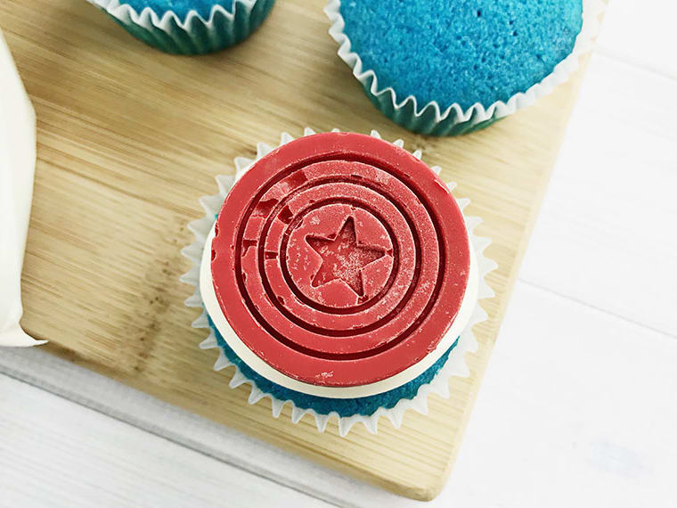 Cakes by Becky: Captain America Birthday