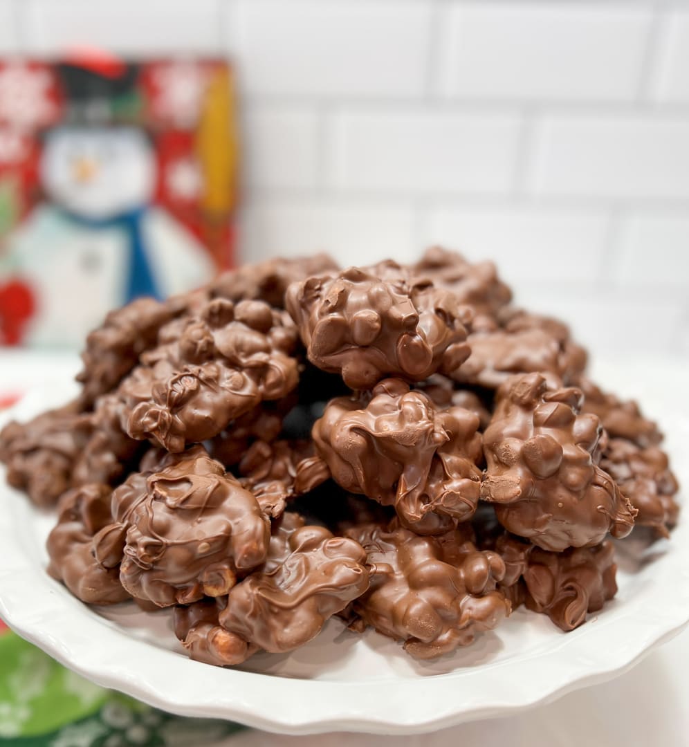 Chocolate Peanut Clusters - i am baker