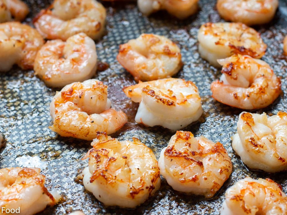 Easy Pan Seared Buttery Shrimp Recipe / Video - Eat Simple Food