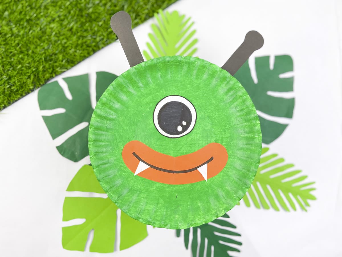 Easy Paper Plate Monster Craft for Kids - Taming Little Monsters