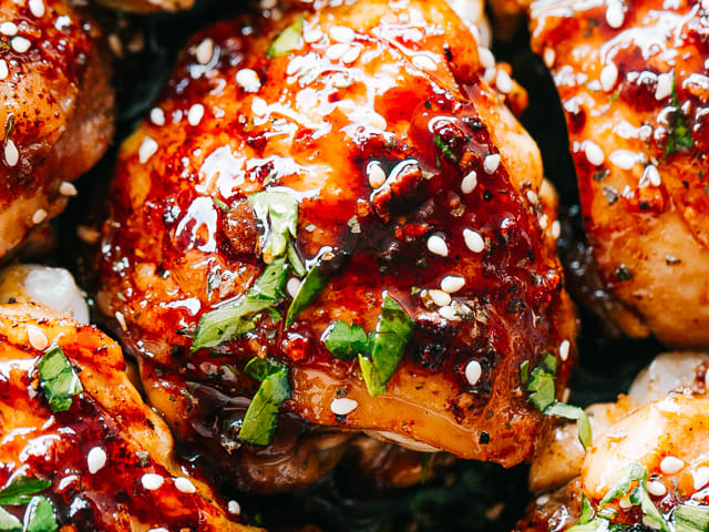 Instant Pot Sticky Chicken Thighs