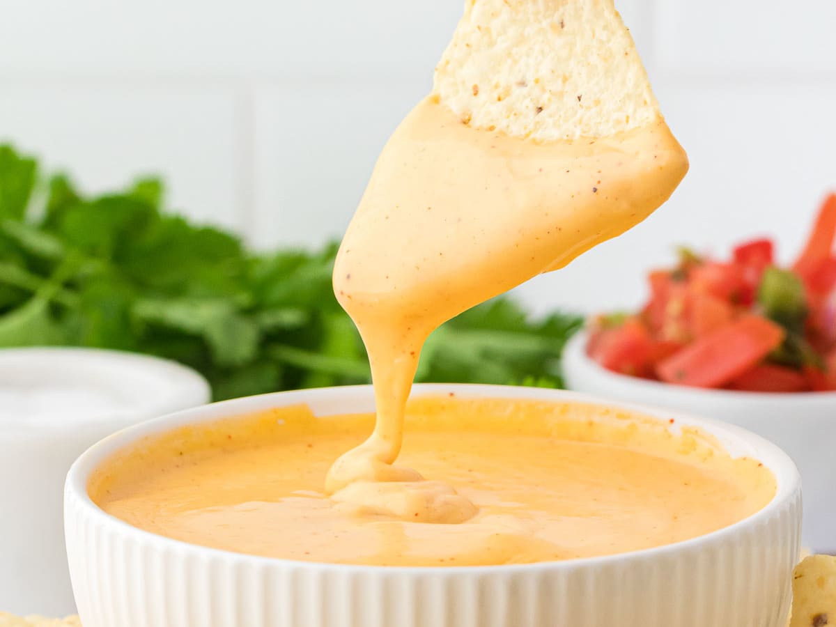 The 9 Best Store-Bought Vegan Queso Dips
