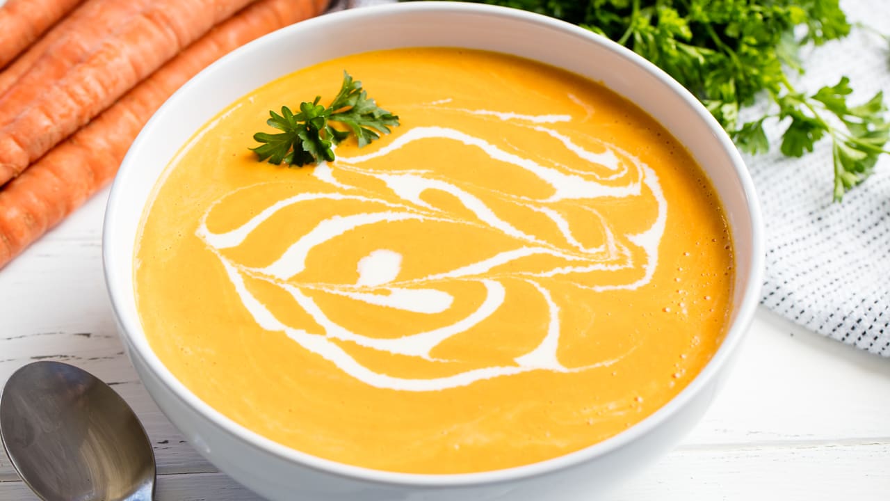 Deliciously Creamy Carrot Soup