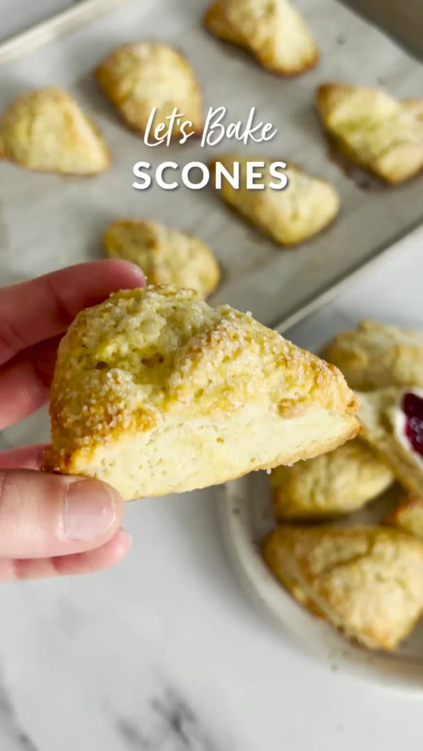 Top 5 Best Scone Pans Review in 2023 