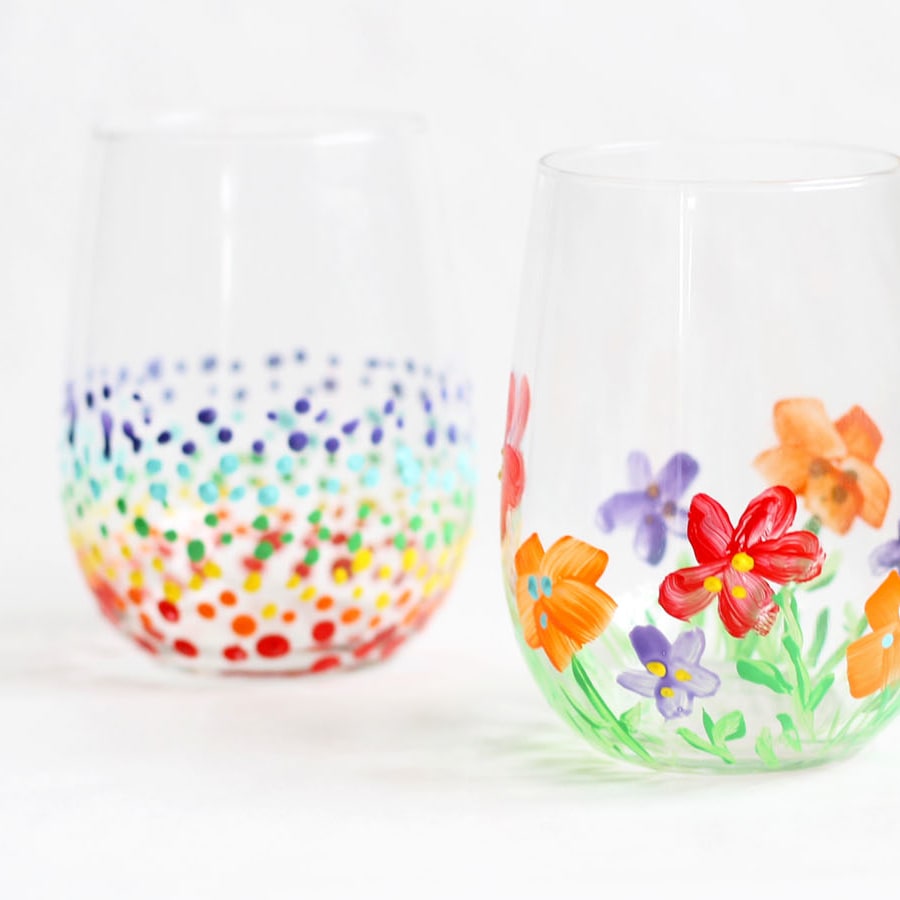 WINE GLASS PAINTING how-tos and 17 painted wine glass ideas.