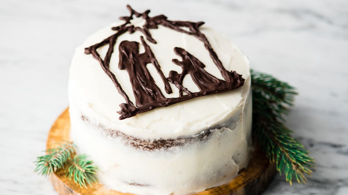  Wilton Mini Santa Claus Treats Pan: Novelty Cake Pans: Home &  Kitchen